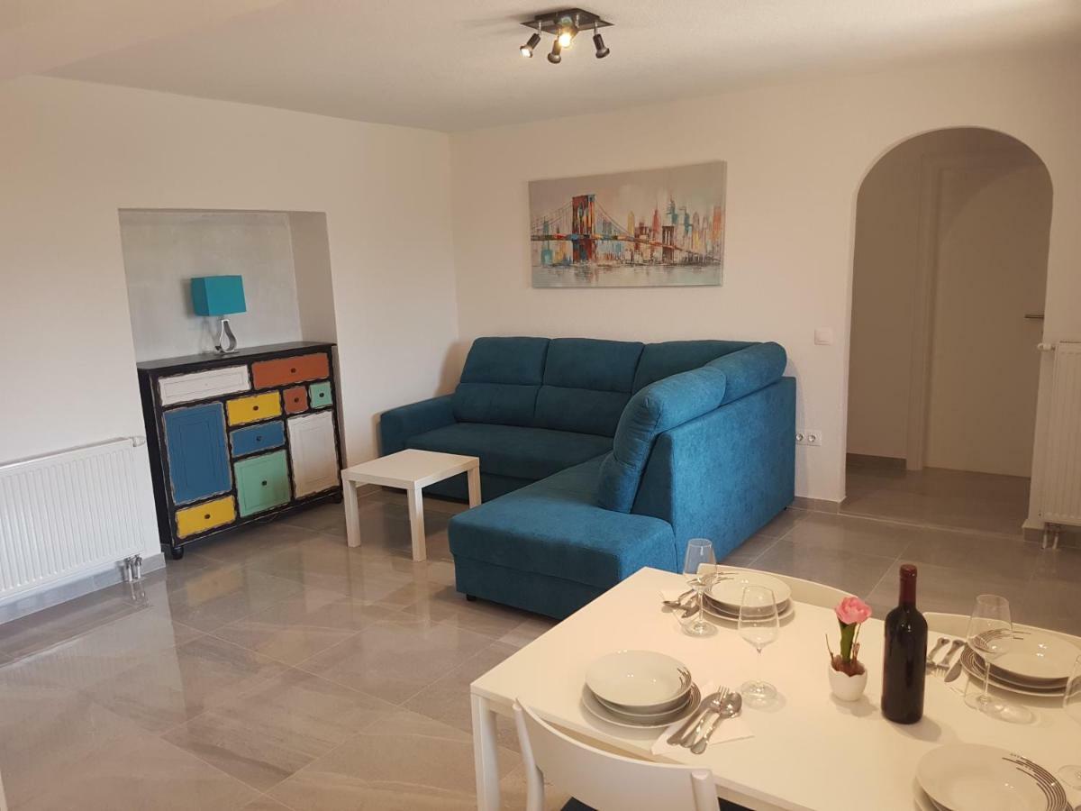 Apartamento Apartman Bura Posedarje Exterior foto
